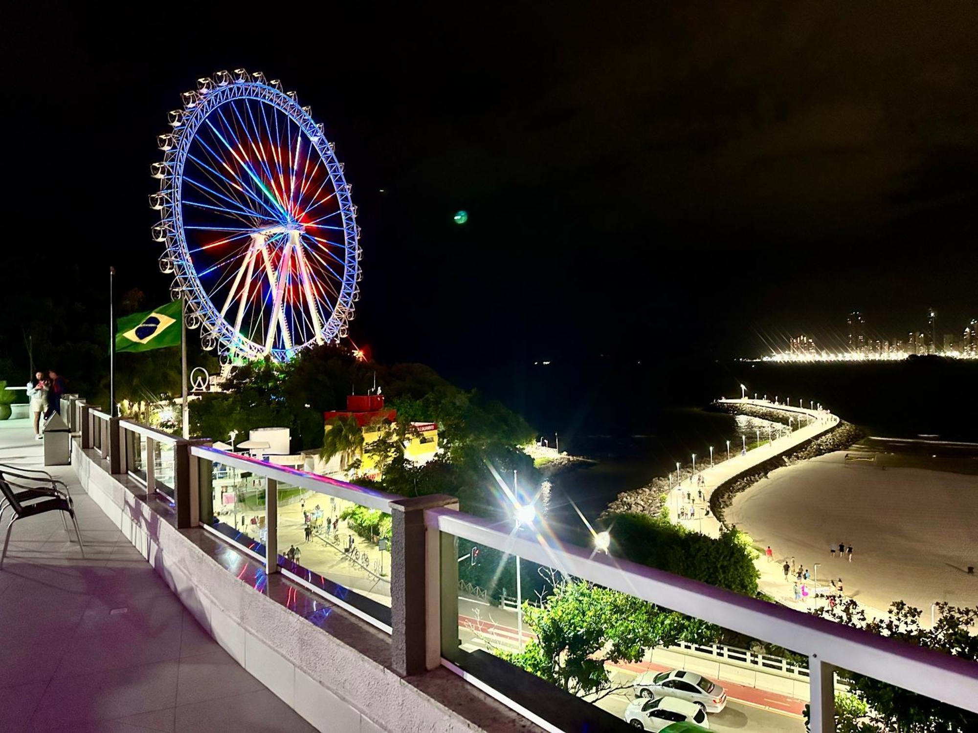 Balneário Camboriú Roda Gigante, Garagem E Piscina מראה חיצוני תמונה
