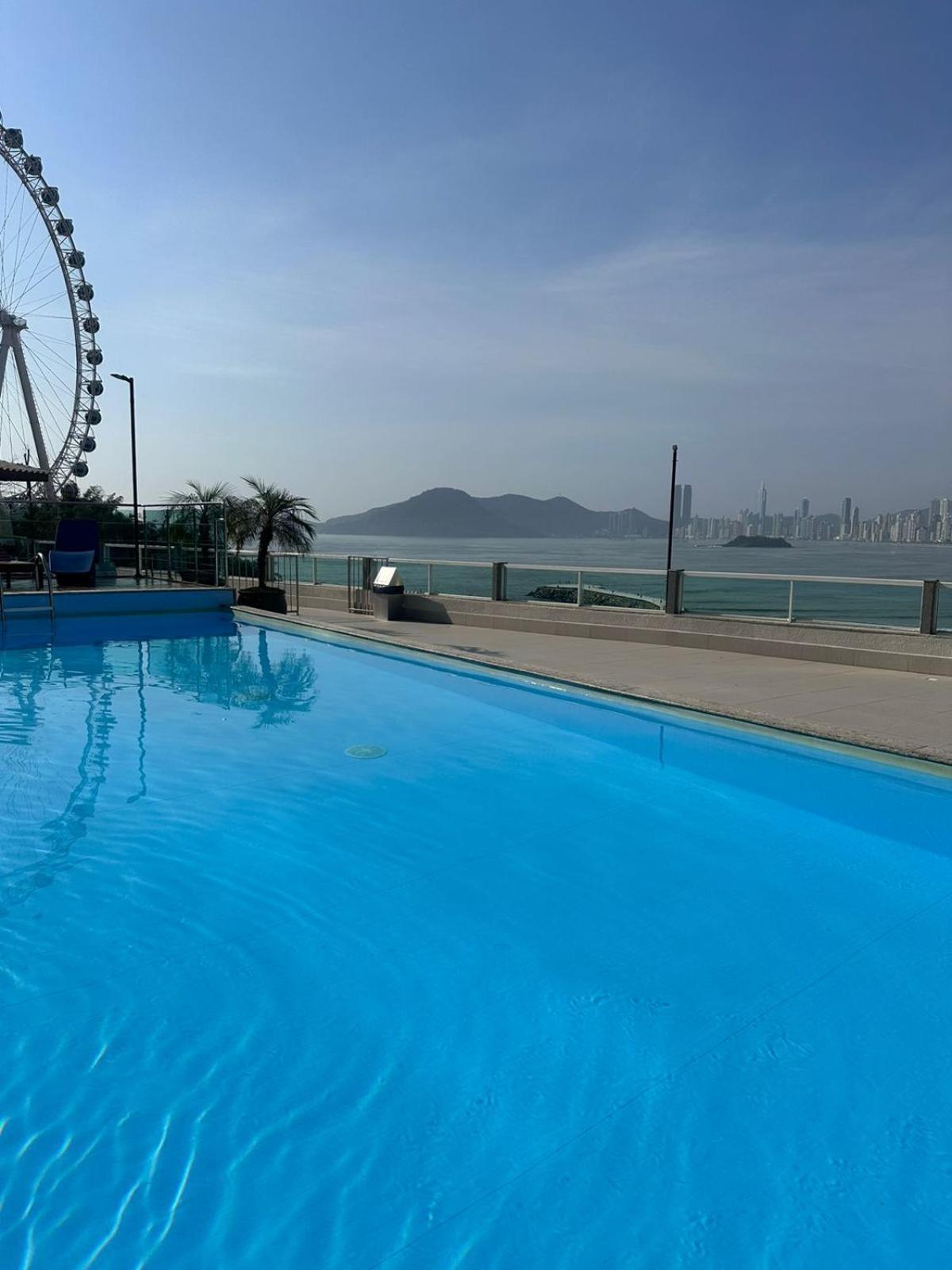 Balneário Camboriú Roda Gigante, Garagem E Piscina מראה חיצוני תמונה